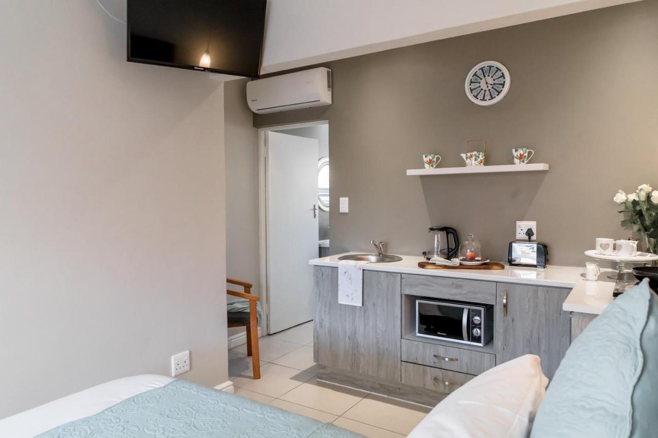 Wagtails Guest House Port Elizabeth Bagian luar foto