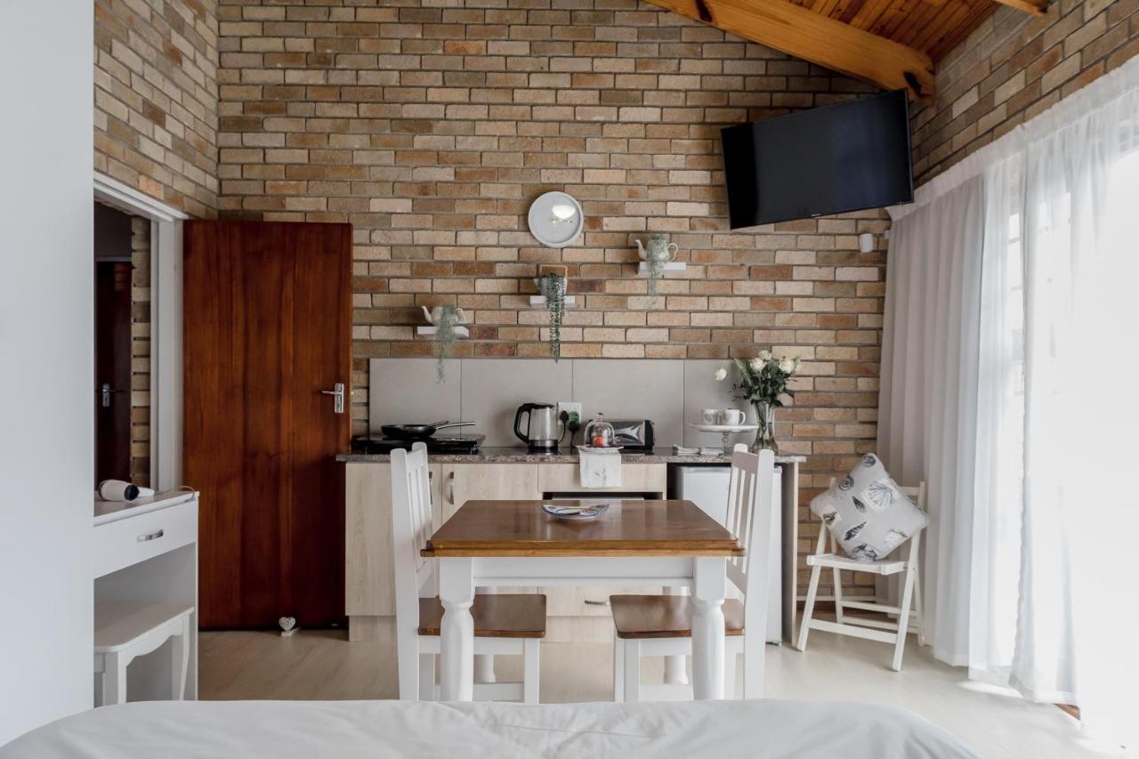 Wagtails Guest House Port Elizabeth Bagian luar foto