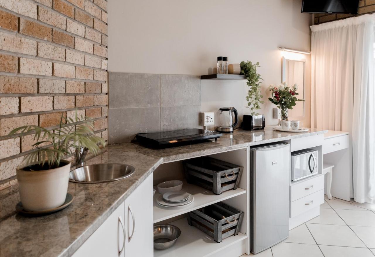 Wagtails Guest House Port Elizabeth Bagian luar foto